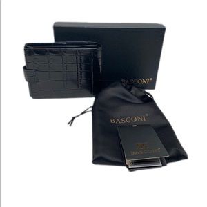 Basconi Leather Bi-Fold Credit Card Holder
